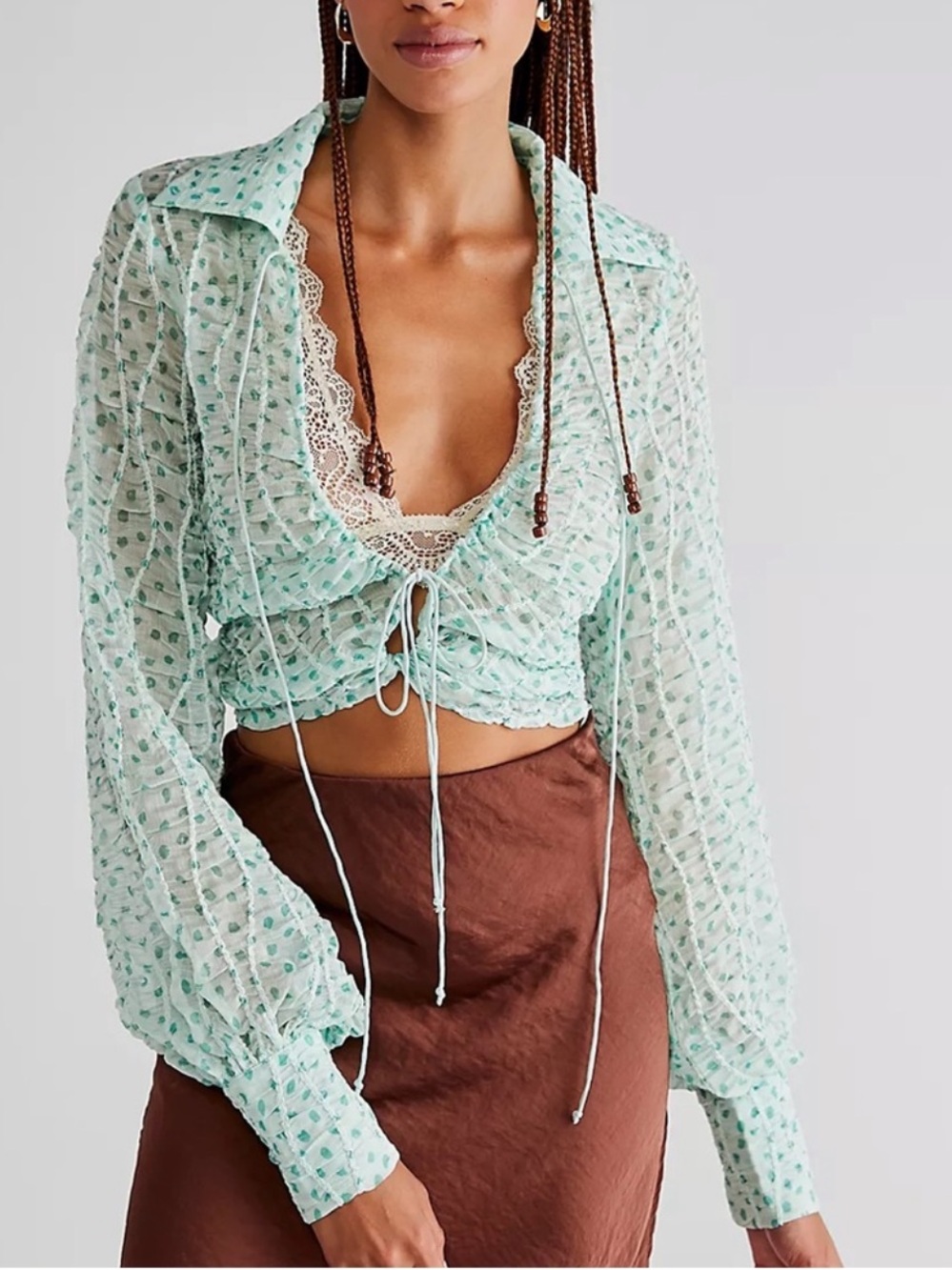💚NWOT For Love and Lemons Drea sheer
Keyhole Adjustable Crop top 💚